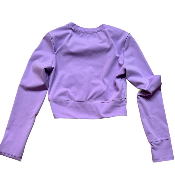 MOVE THEOLOGY ~ Women’s Lilac Colored Yoga/Gym Top w/Asymmetrical Front size M - Picture 5 of 7